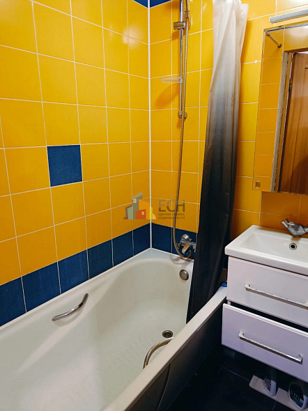 Продажа 2 комнатной квартиры, 53 м2, обл. Тульская, г. посёлок Рождественский, улица 40 лет Октября, 1А 4