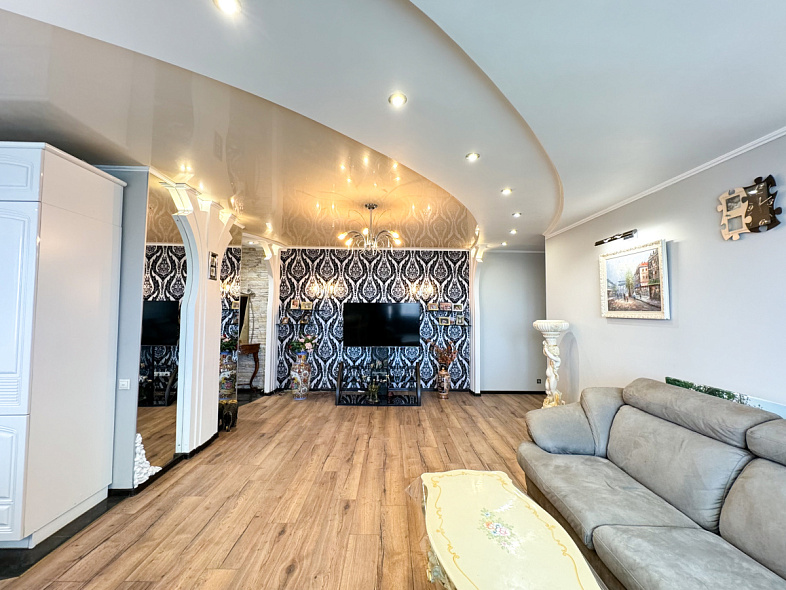 Продажа 3 комнатной квартиры, 95 м2, обл. Тульская, г. Тула, улица 9 Мая, 8А 1