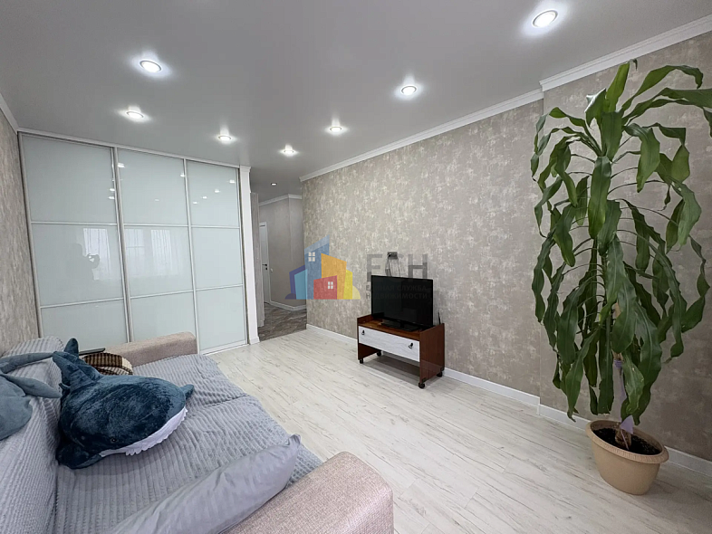 Продажа 1 комнатной квартиры, 42 м2, обл. Тульская, г. село Осиновая Гора, улица Аркадия Шипунова, 8 1