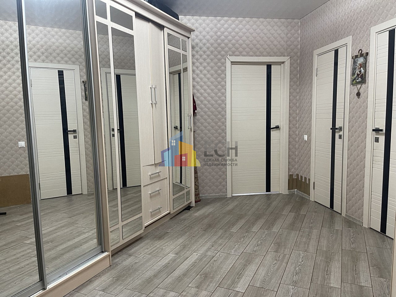 Продажа 3 комнатной квартиры, 89.8 м2, обл. Тульская, г. Тула, Новомосковская улица, 4 8