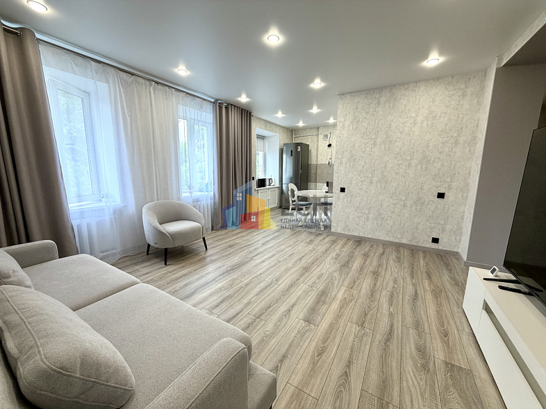 Продажа 3 комнатной квартиры, 70.6 м2, обл. Тульская, г. Тула, Демидовская улица, 56к3 2