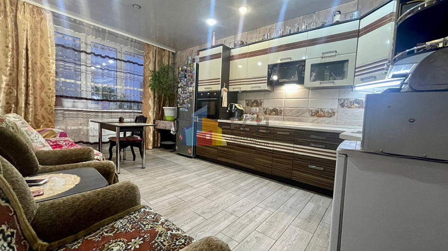 Продажа 3 комнатной квартиры, 89.8 м2, обл. Тульская, г. Тула, Новомосковская улица, 4 4