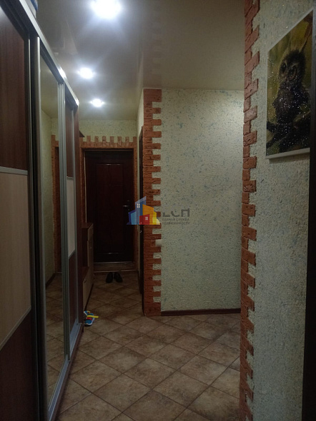 Продажа 3 комнатной квартиры, 57.2 м2, обл. Тульская, г. посёлок Горелки, Гарнизонный проезд, 2В 12