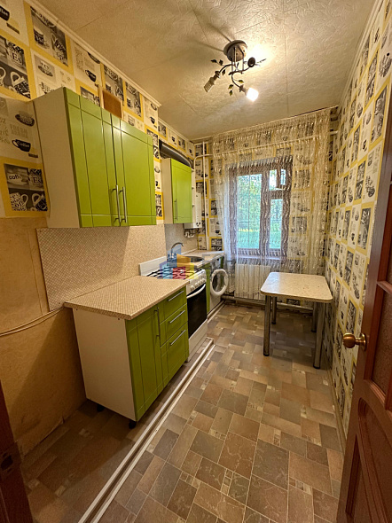 Продажа 3 комнатной квартиры, 52.1 м2, обл. Тульская, г. Новомосковск, Садовая улица, 6 5
