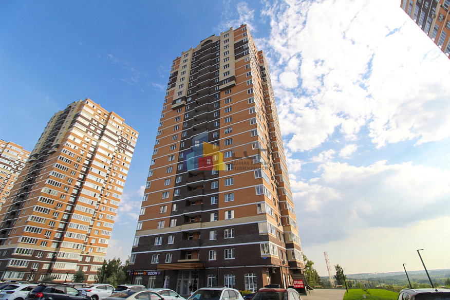 Продажа 3 комнатной квартиры, 81.5 м2, обл. Тульская, г. Тула, улица Сурикова, 24 1