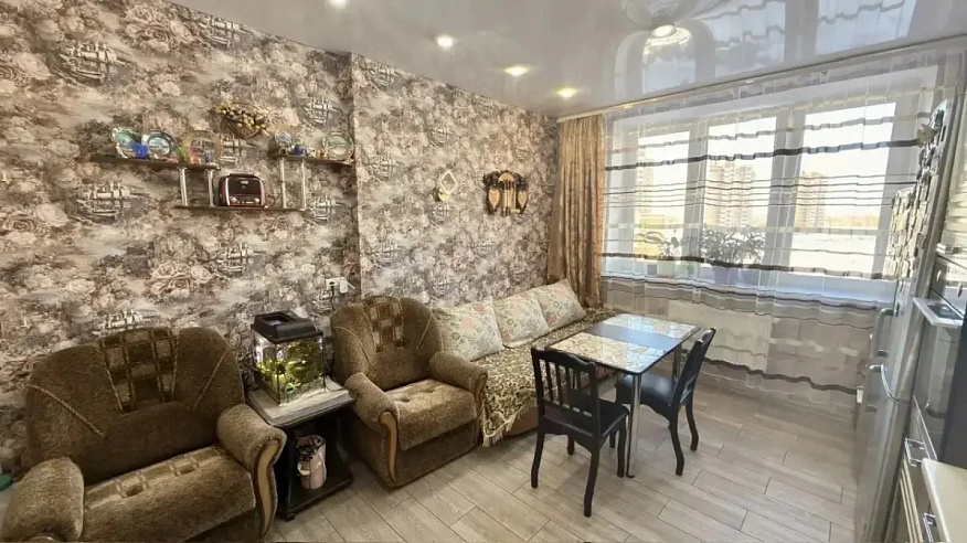 Продажа 3 комнатной квартиры, 89.8 м2, обл. Тульская, г. Тула, Новомосковская улица, 4 6
