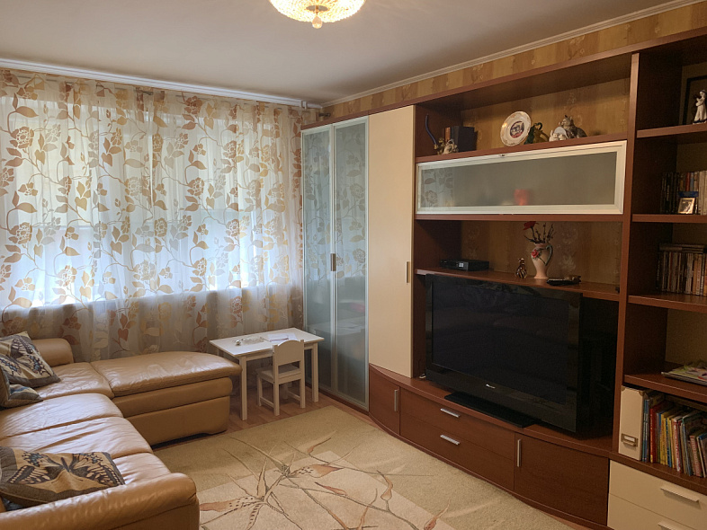 Продажа 2 комнатной квартиры, 52 м2, обл. Тульская, г. Тула, улица Белкина, 4 1