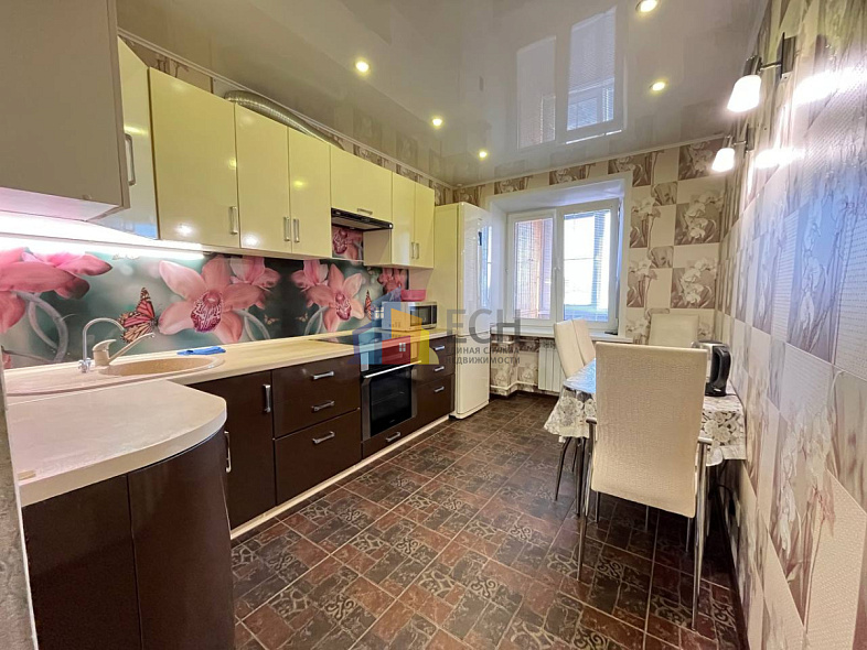 Продажа 1 комнатной квартиры, 42 м2, обл. Тульская, г. Тула, улица Макаренко, 19к3 1