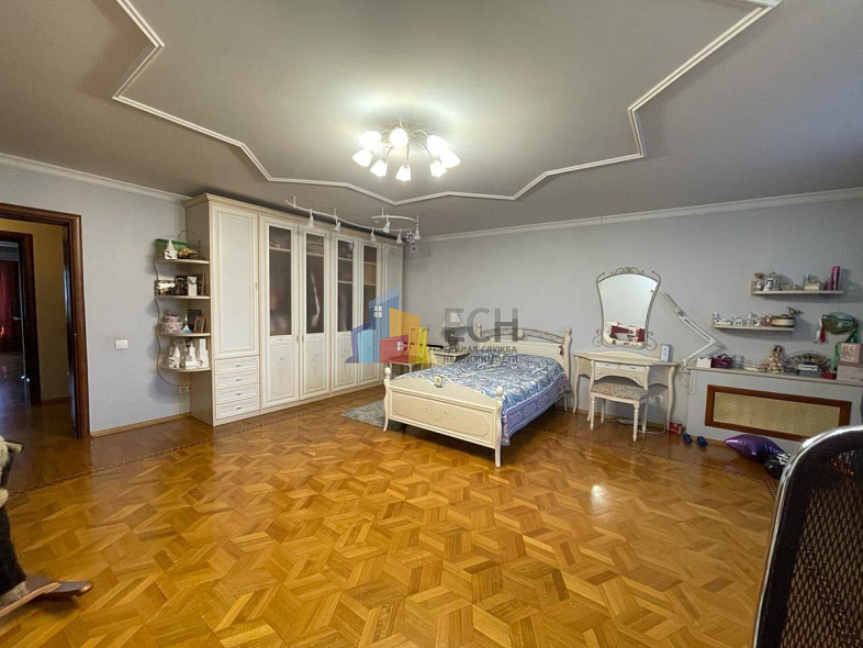 Многокомнатная квартира, 197 м2, обл. Тульская, г. Тула, улица Демонстрации, 1А 1