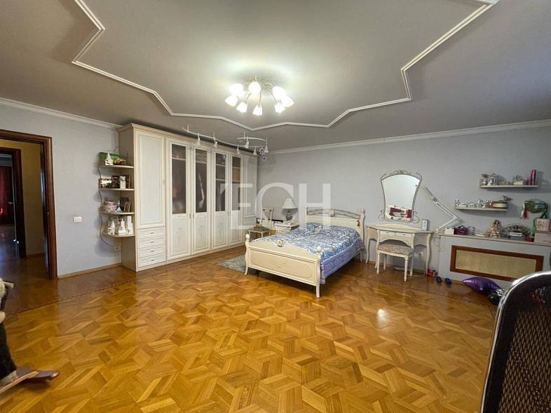 Многокомнатная квартира, 197 м2, обл. Тульская, г. Тула, улица Демонстрации, 1А 1
