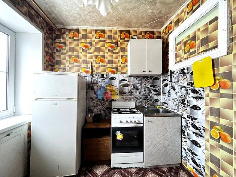 Продажа 3 комнатной квартиры, 45 м2, обл. Тульская, г. Алексин, улица Максима Горького, 10 1