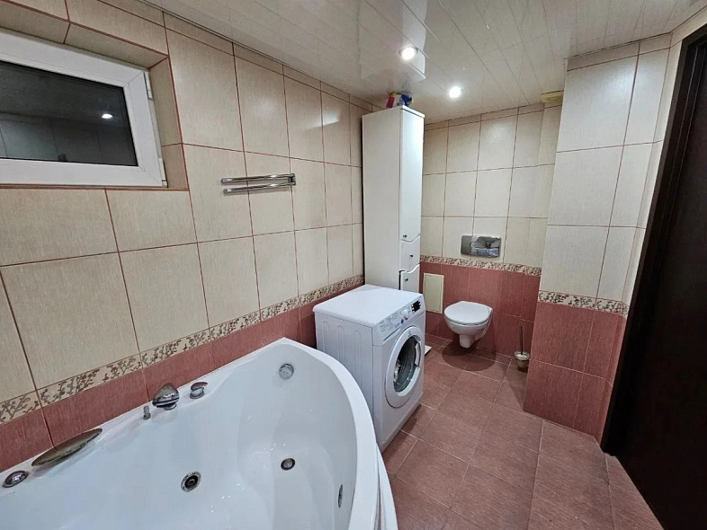 Продажа 3 комнатной квартиры, 110 м2, обл. Тульская, г. Новомосковск, Комсомольская улица, 29 8