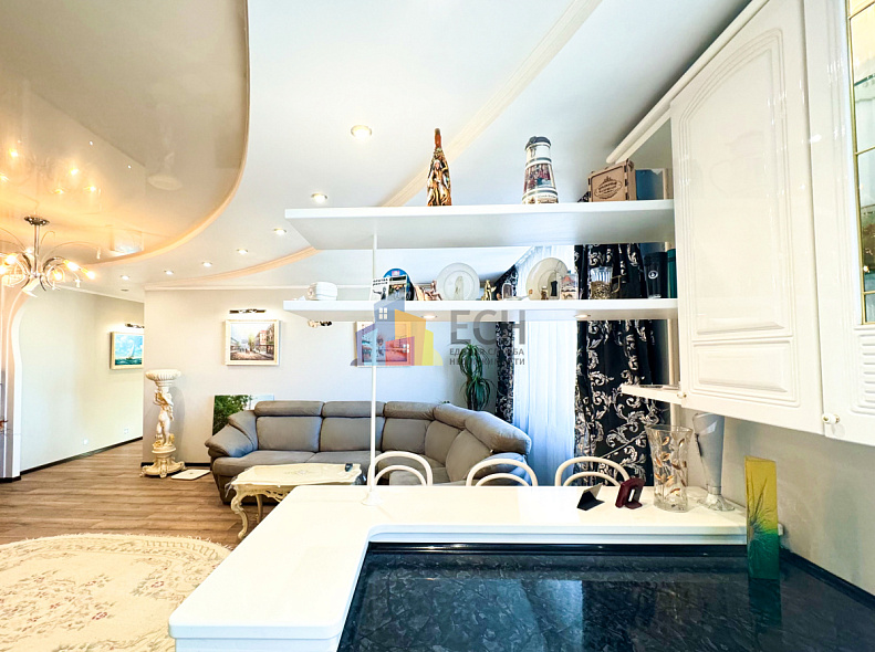 Продажа 3 комнатной квартиры, 95 м2, обл. Тульская, г. Тула, улица 9 Мая, 8А 8