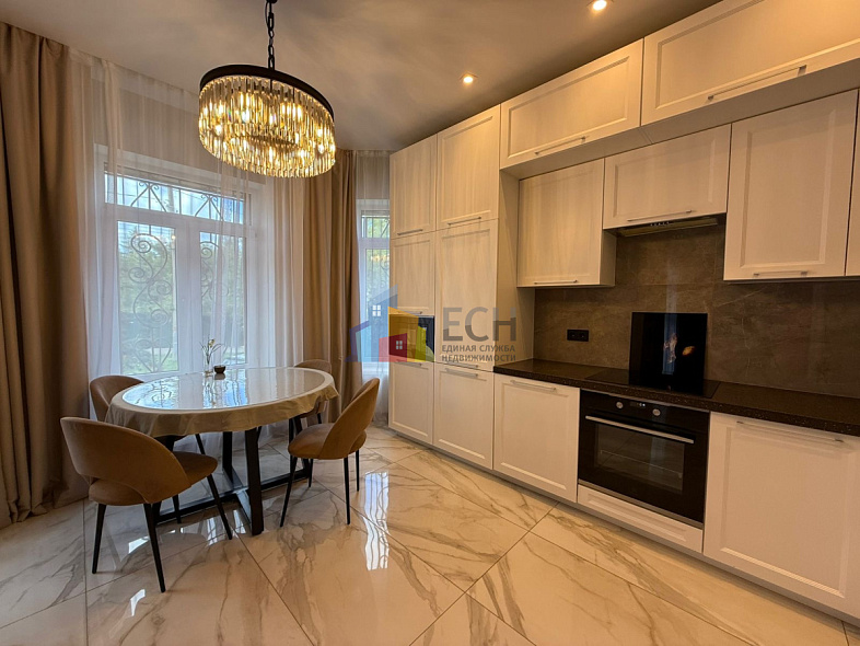 Продажа 3 комнатной квартиры, 106 м2, обл. Тульская, г. Тула, улица Свободы, 17 3