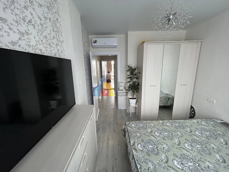 Продажа 3 комнатной квартиры, 76.68 м2, обл. Тульская, г. посёлок Петровский, Петровская улица, 3 6