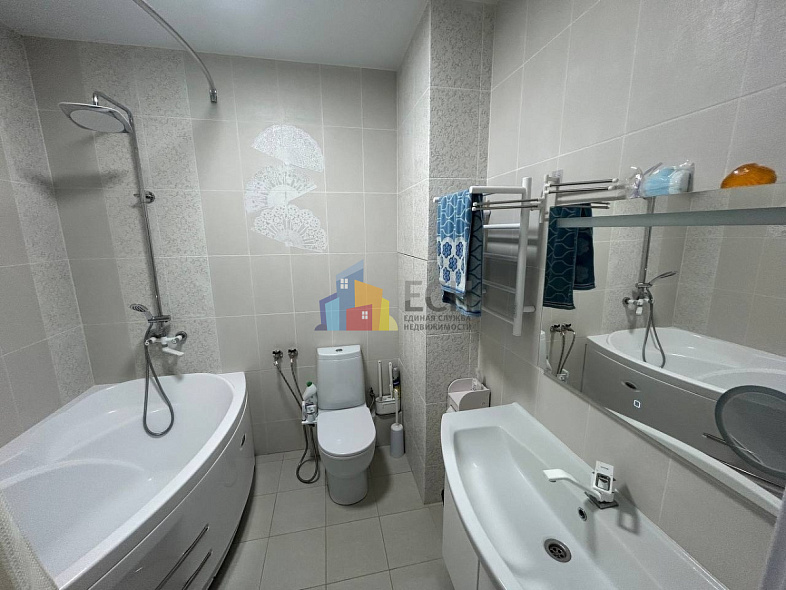 Продажа 3 комнатной квартиры, 76.68 м2, обл. Тульская, г. посёлок Петровский, Петровская улица, 3 13