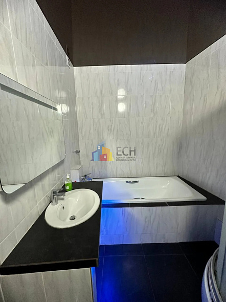 Продажа 3 комнатной квартиры, 118.9 м2, обл. Тульская, г. Тула, улица Макаренко, 9Б 13