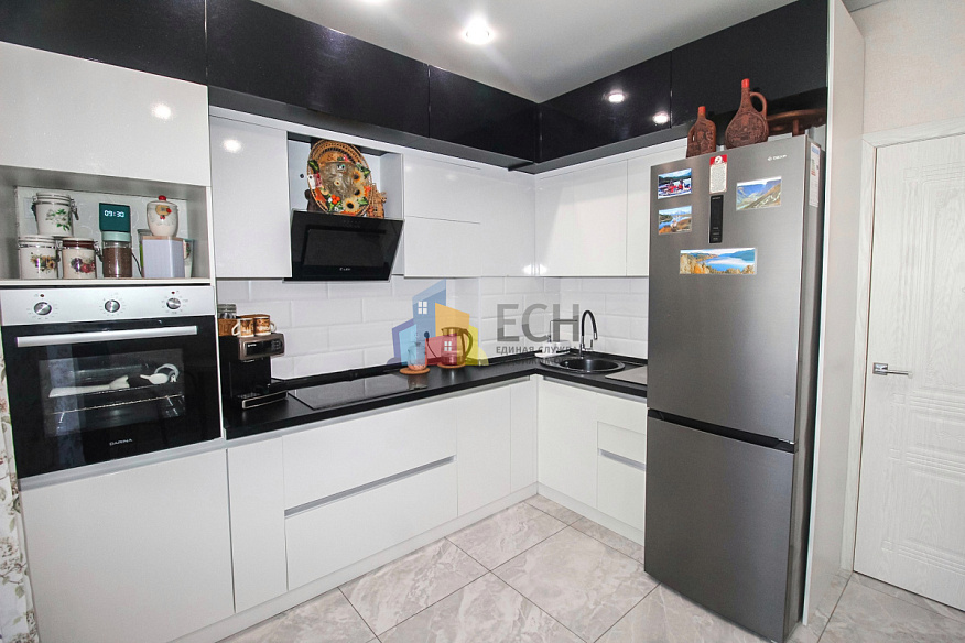 Продажа 2 комнатной квартиры, 51 м2, обл. Тульская, г. село Осиновая Гора, улица Аркадия Шипунова, 40 4