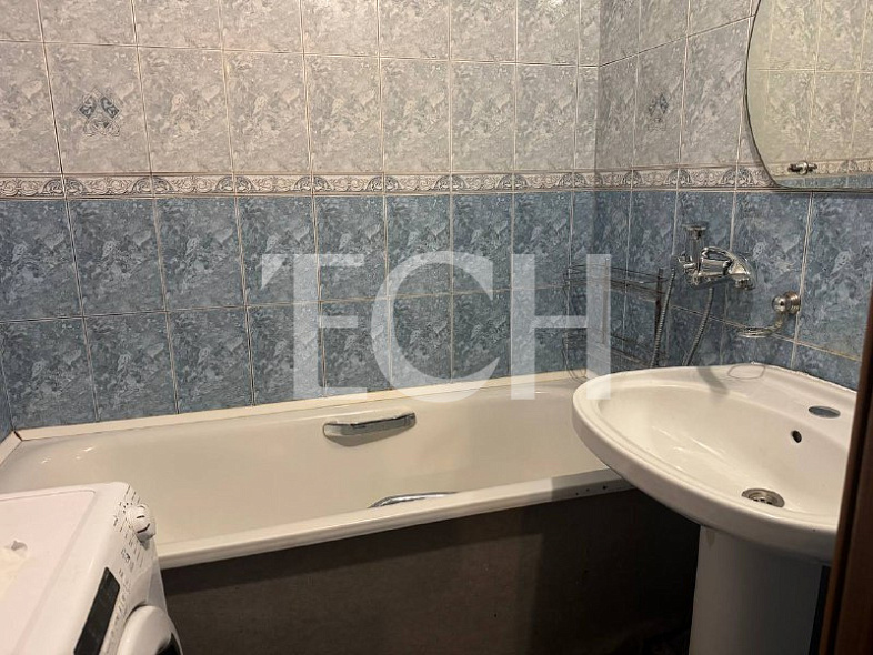 Многокомнатная квартира, 65.4 м2, обл. Тульская, г. рабочий посёлок Новогуровский, Стадионная улица, 2 2