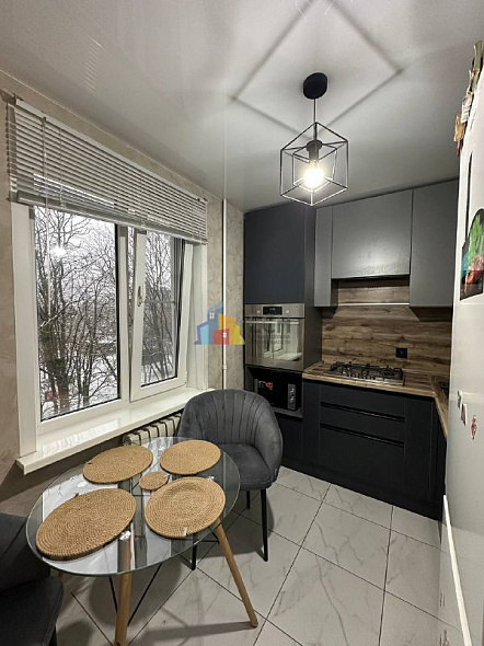 Продажа 2 комнатной квартиры, 43.5 м2, обл. Тульская, г. Венёв, микрорайон Южный, 5 12