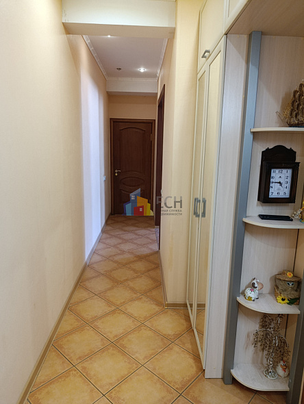 Продажа 2 комнатной квартиры, 60 м2, обл. Тульская, г. Новомосковск, Коммунистическая улица, 15 14