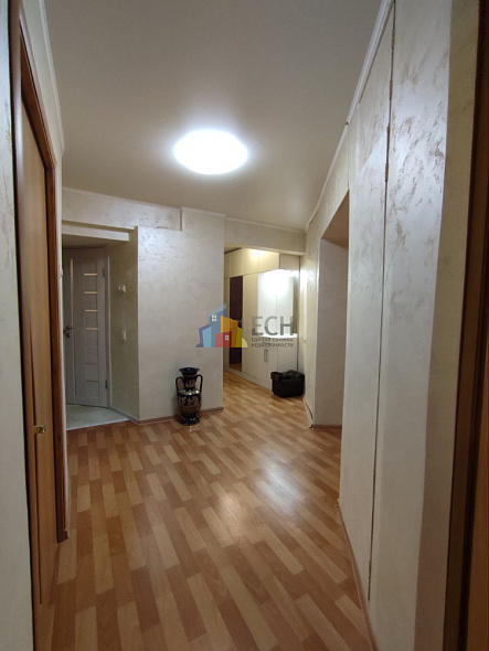 Многокомнатная квартира, 80 м2, обл. Тульская, г. Новомосковск, улица Мира, 11 13