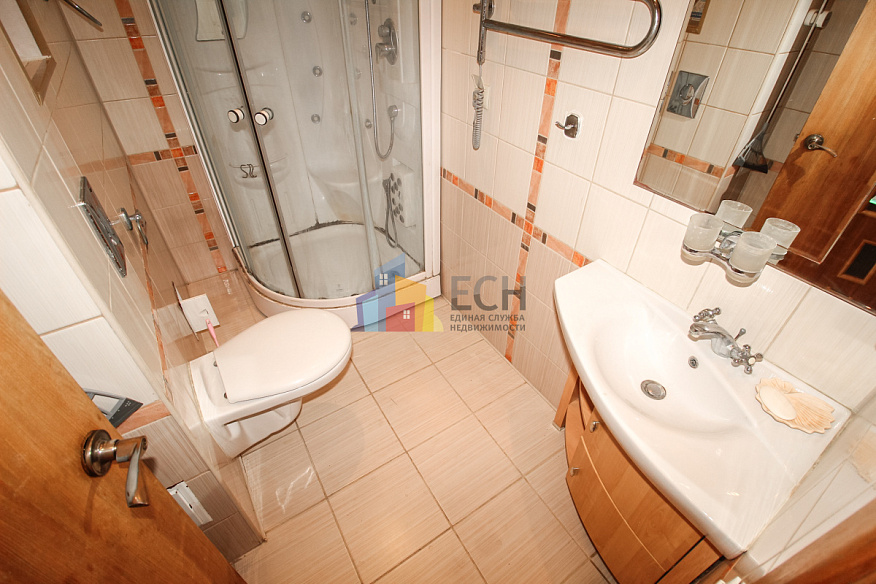 Продажа 2 комнатной квартиры, 53 м2, обл. Тульская, г. Тула, Октябрьская улица, 38к3 12