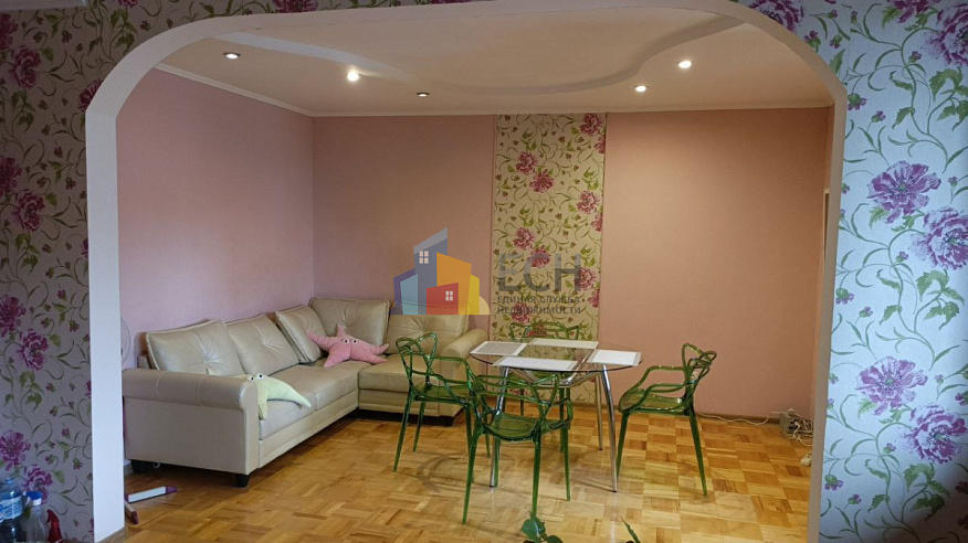 Продажа 4+ комнатной квартиры, 112 м2, обл. Тульская, г. Тула, улица Генерала Маргелова, 5 2