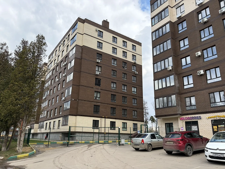 Продажа 2 комнатной квартиры, 72.3 м2, обл. Тульская, г. Новомосковск, Пионерская улица, 18Дк2 1