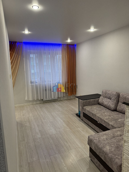 Продажа 1 комнатной квартиры, 35.5 м2, обл. Тульская, г. посёлок Петровский, Петровская улица, 2 1
