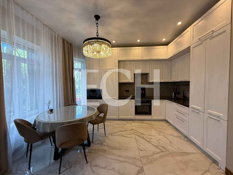 Продажа 3 комнатной квартиры, 106 м2, обл. Тульская, г. Тула, улица Свободы, 17 1
