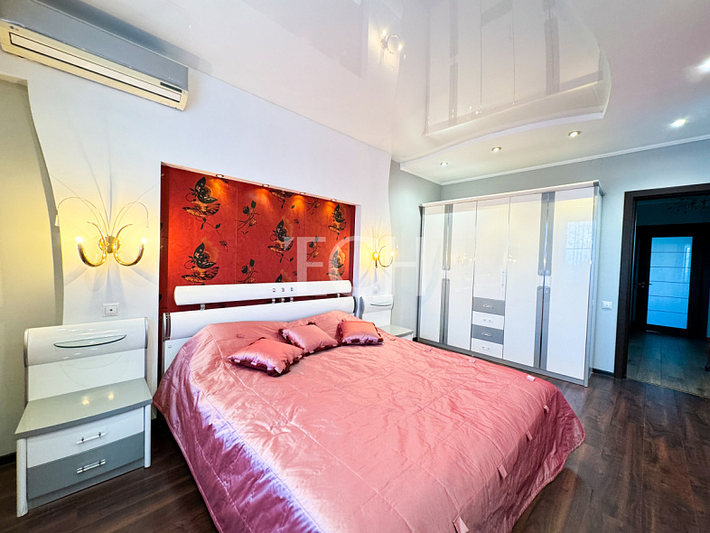 Продажа 3 комнатной квартиры, 100 м2, обл. Тульская, г. Тула, улица 9 Мая, 8А 18