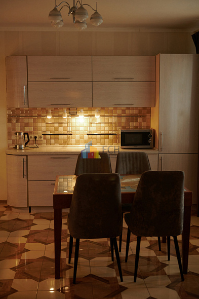 Продажа 3 комнатной квартиры, 93.6 м2, обл. Тульская, г. Тула, Арсенальная улица, 1В 11