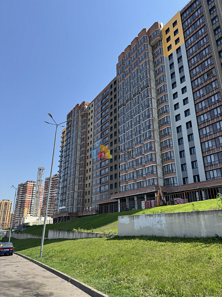 Продажа 3 комнатной квартиры, 80.2 м2, обл. Тульская, г. село Осиновая Гора, улица Аркадия Шипунова, 1 2