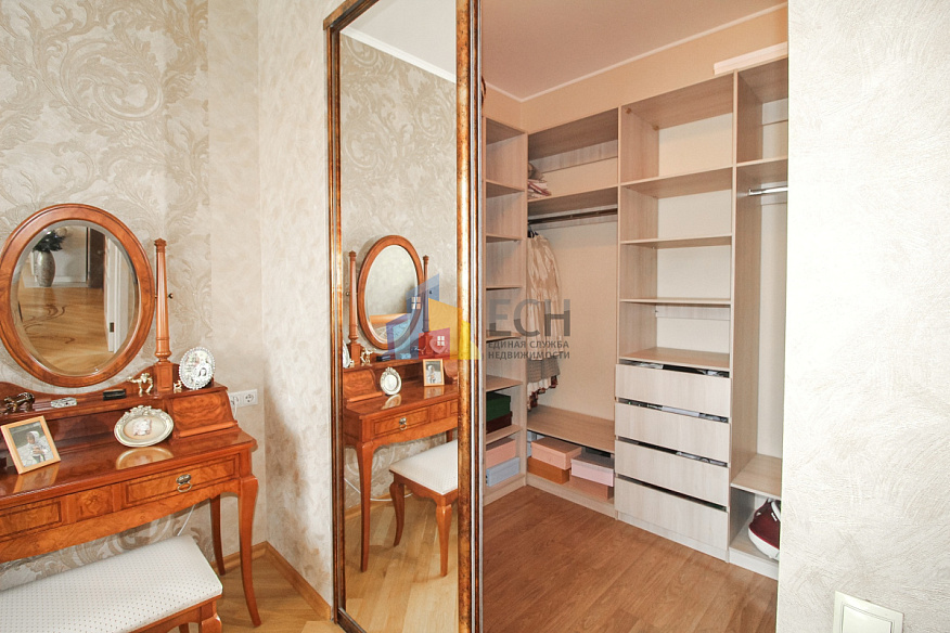 Продажа 1 комнатной квартиры, 52.8 м2, обл. Тульская, г. Тула, улица Тульского Рабочего Полка, 96/4 11