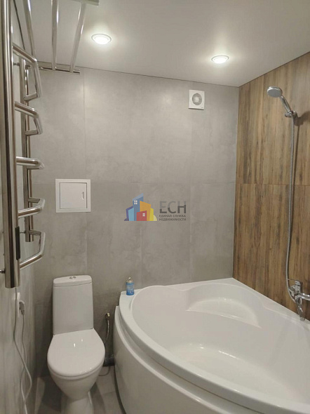 Продажа 2 комнатной квартиры, 56 м2, обл. Тульская, г. рабочий посёлок Новогуровский, Центральная улица, 23 4