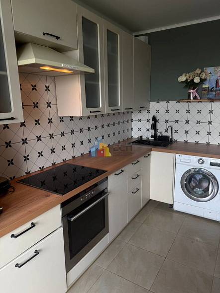 Продажа 1 комнатной квартиры, 50 м2, обл. Тульская, г. Тула, улица Пузакова, 23 2