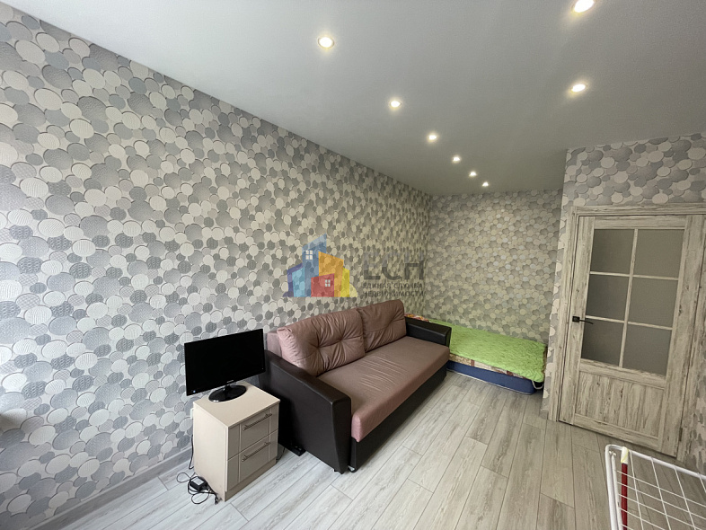 Продажа 1 комнатной квартиры, 32.6 м2, обл. Тульская, г. село Осиновая Гора, улица Аркадия Шипунова, 42 6
