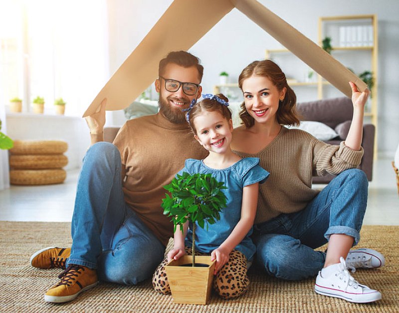 Семейная ипотека стала вдвое популярнее, чем в прошлом году