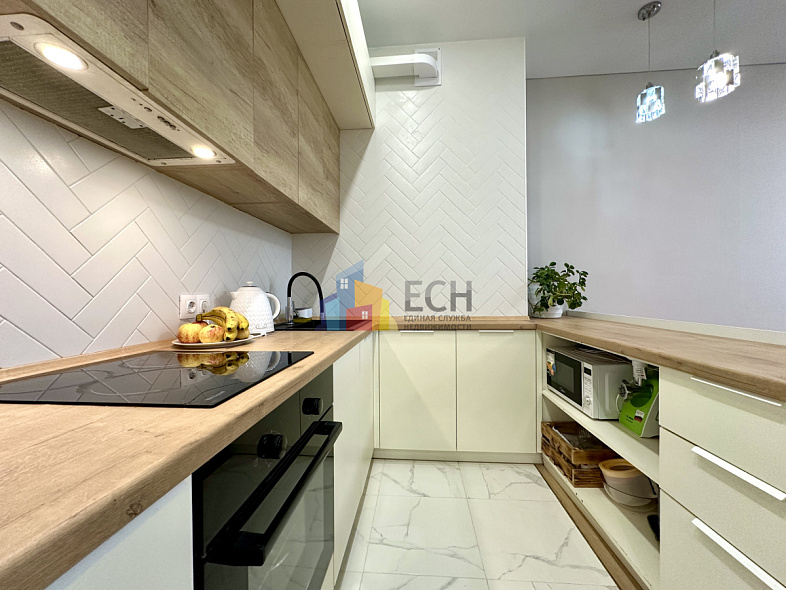 Продажа 3 комнатной квартиры, 60.28 м2, Тульская область, городской округ Тула, посёлок Петровский, Петровская улица, 1 4