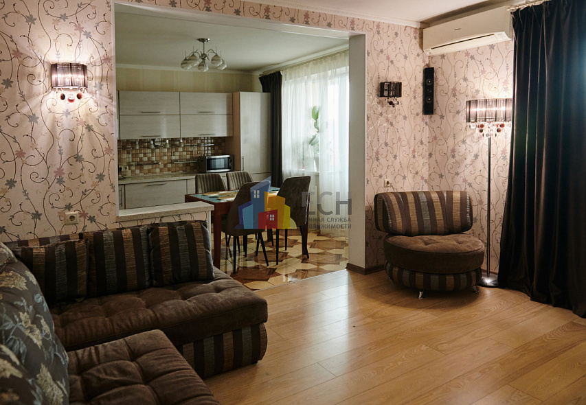 Продажа 3 комнатной квартиры, 93.6 м2, обл. Тульская, г. Тула, Арсенальная улица, 1В 2