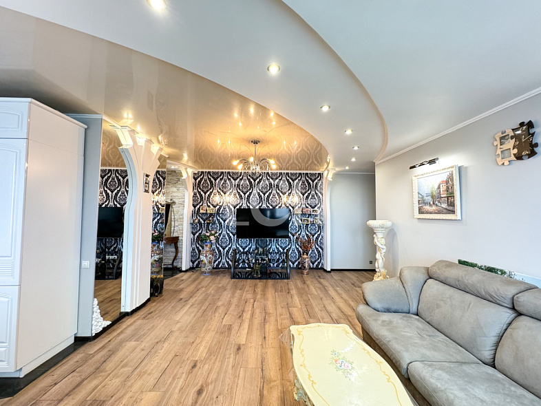 Продажа 3 комнатной квартиры, 100 м2, обл. Тульская, г. Тула, улица 9 Мая, 8А 4