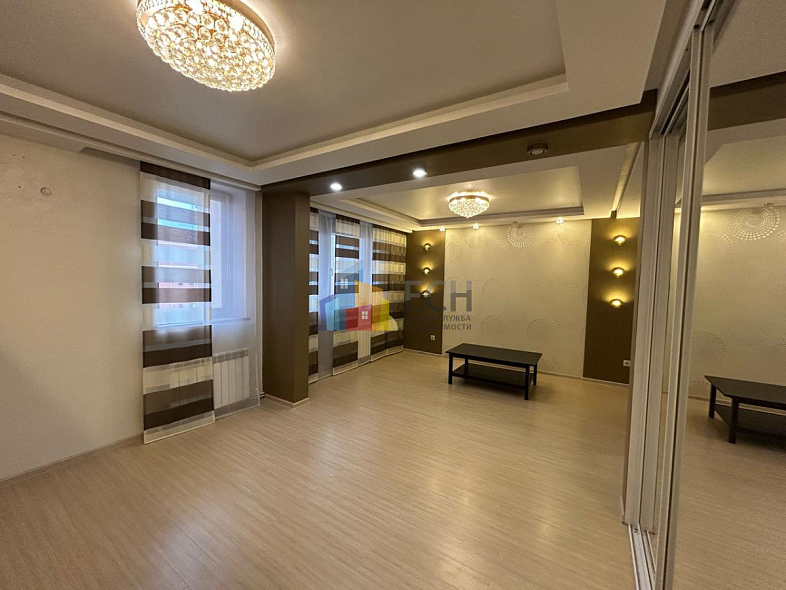 Многокомнатная квартира, 110 м2, обл. Тульская, г. Тула, улица Генерала Маргелова, 1 2