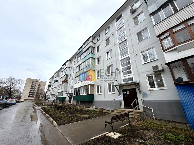 Многокомнатная квартира, 57.2 м2, обл. Тульская, г. Узловая, улица Гагарина, 25 11