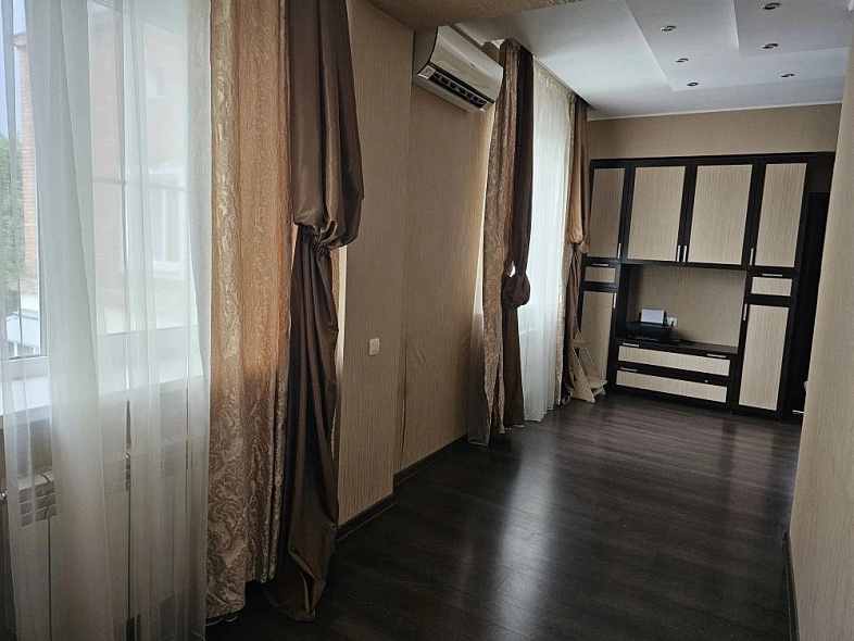 Продажа 3 комнатной квартиры, 110 м2, обл. Тульская, г. Новомосковск, Комсомольская улица, 29 11