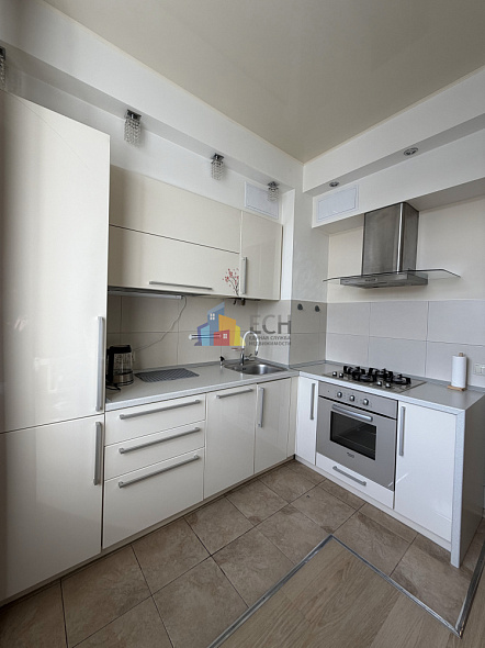 Продажа 2 комнатной квартиры, 53 м2, обл. Тульская, г. Тула, проспект Ленина, 65 3