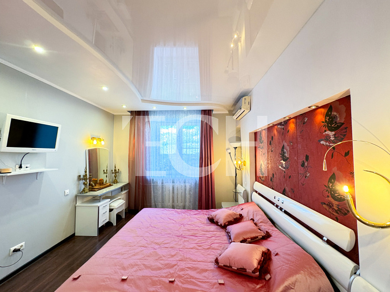 Продажа 3 комнатной квартиры, 100 м2, обл. Тульская, г. Тула, улица 9 Мая, 8А 18